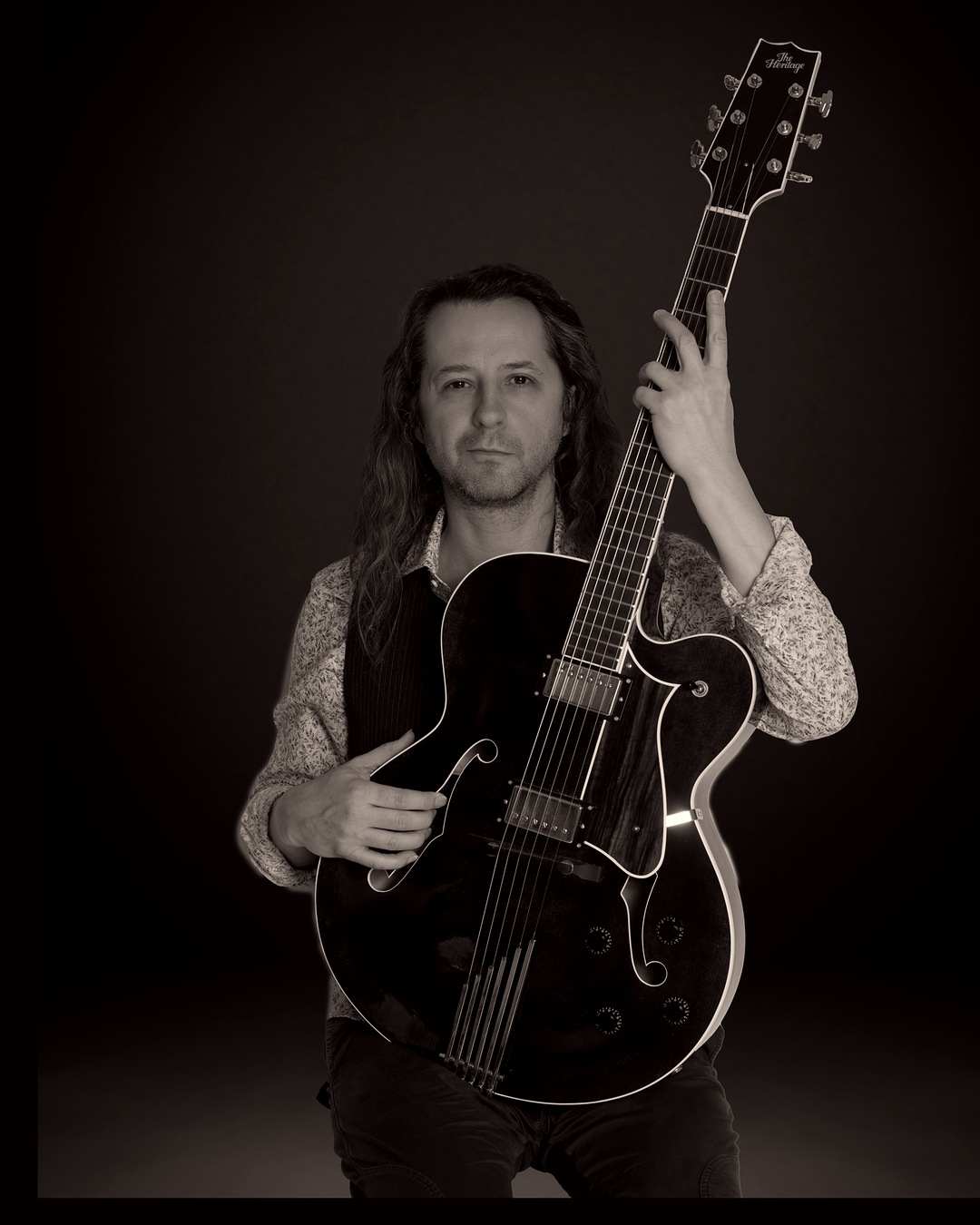 Daniel Garbin at No More Cafe